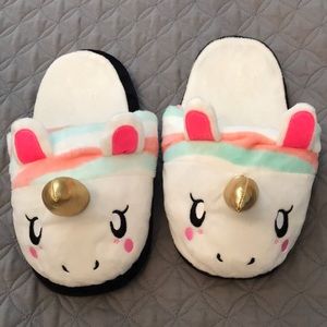Women’s Unicorn Slippers